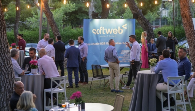 H Softweb μεταφέρει τη Γενική της Διεύθυνση στην Αθήνα