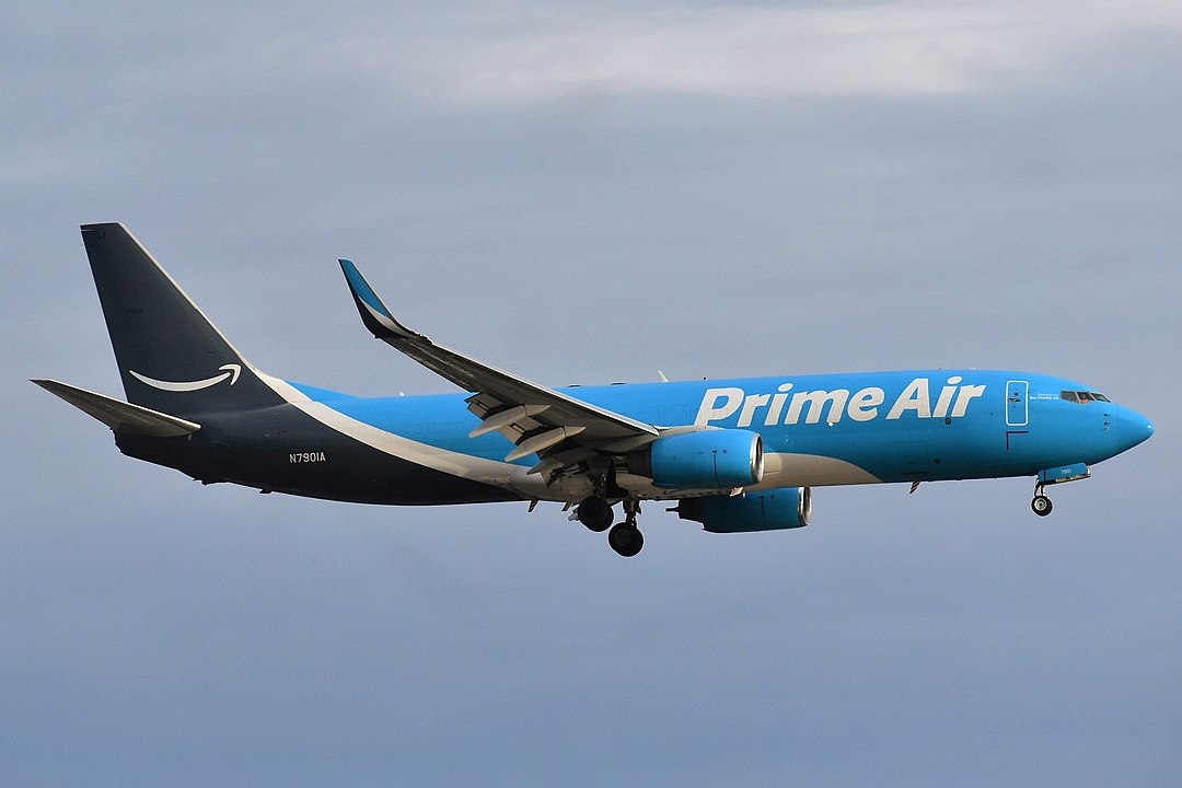 Η Amazon για πρώτη φορά αγοράζει αντί να νοικιάσει αεροσκάφη